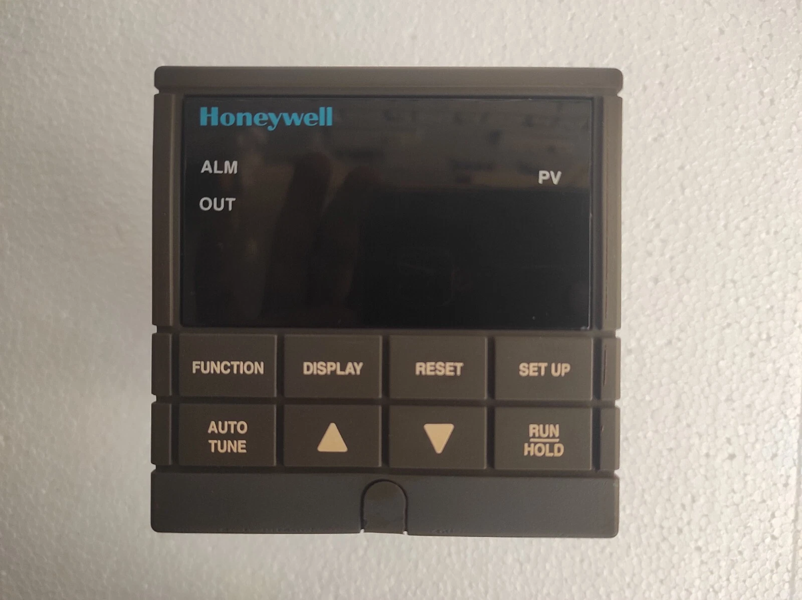 Honeywell udc2000 / UDC2000 Mini-Pro DC200E-2-20D-200000-0 Temperature Controlle
