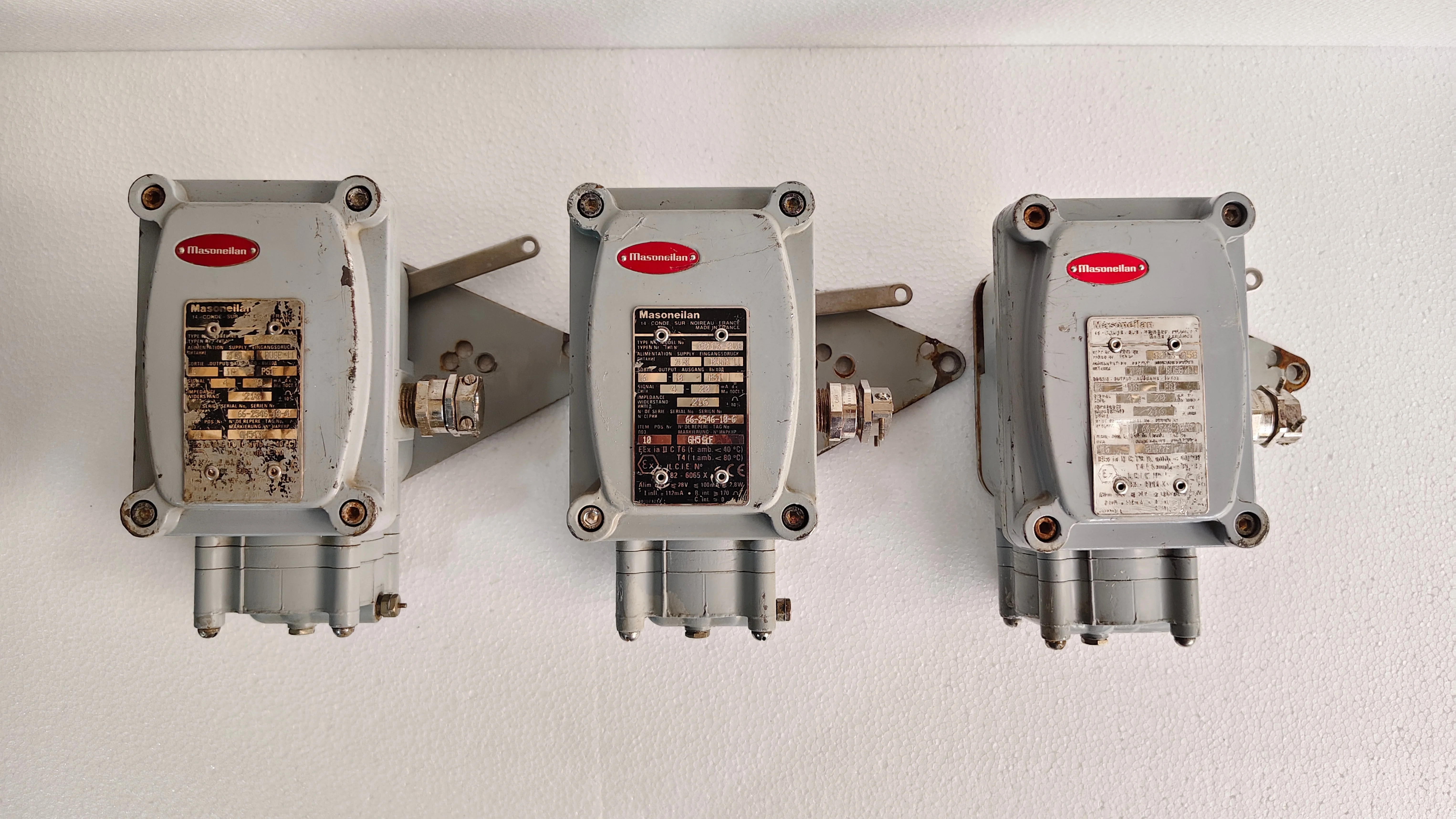 Masoneilan 8013-258 Electro-Pneumatic Positioner #2