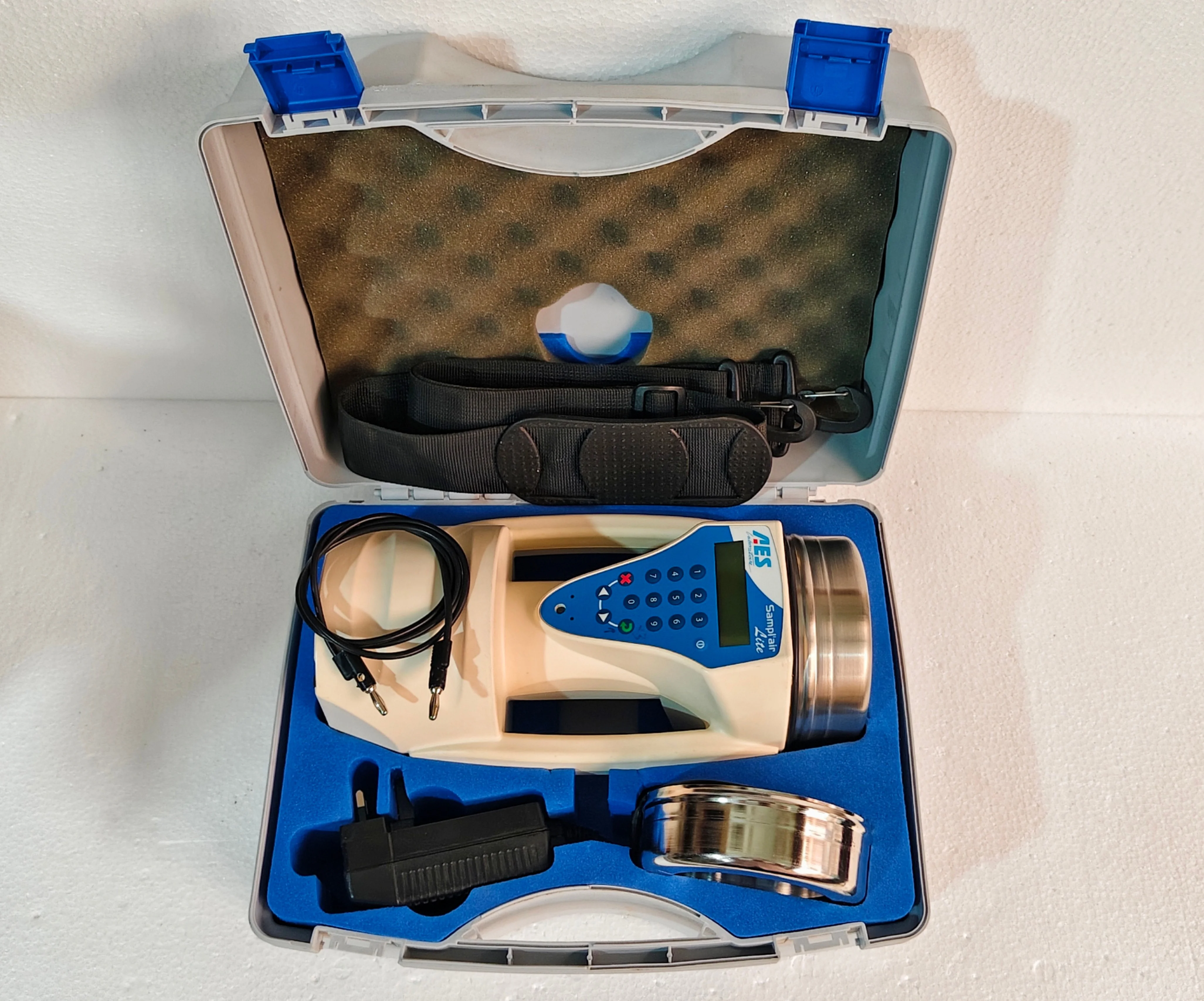 AES SAMPL’AIR Lite Microbiological Air Sampler