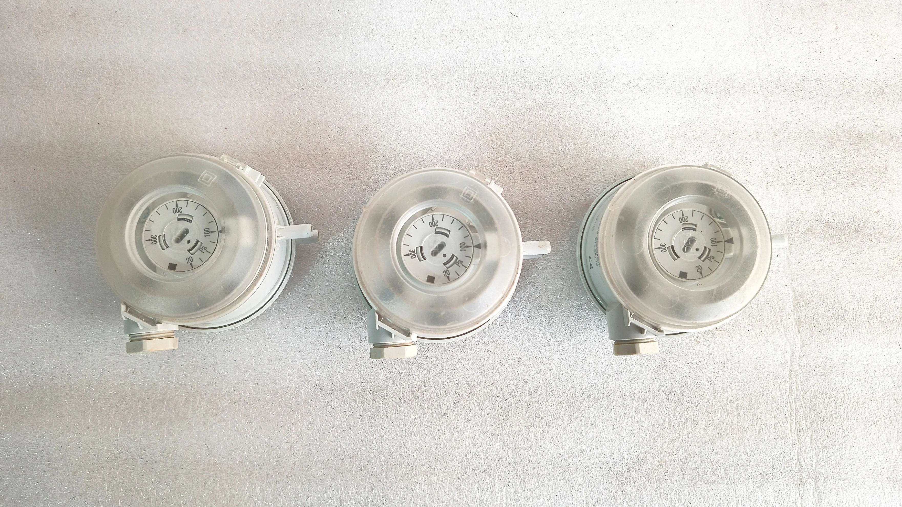 SCHNEIDER ELECTRIC SPD910-300A PRESSURE SWITCH