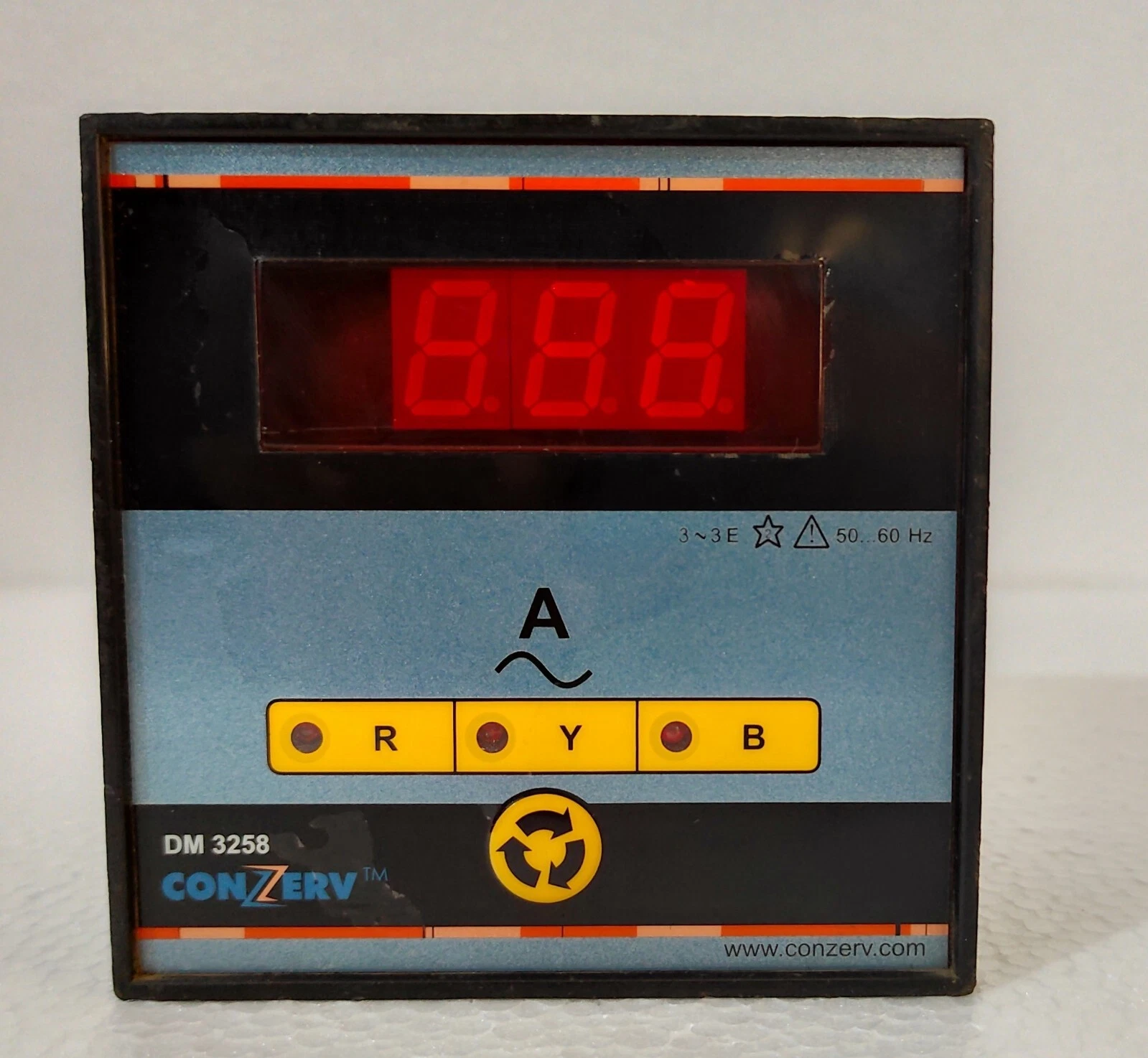 Schneider Electric Conzerv DM3258 Power Meter