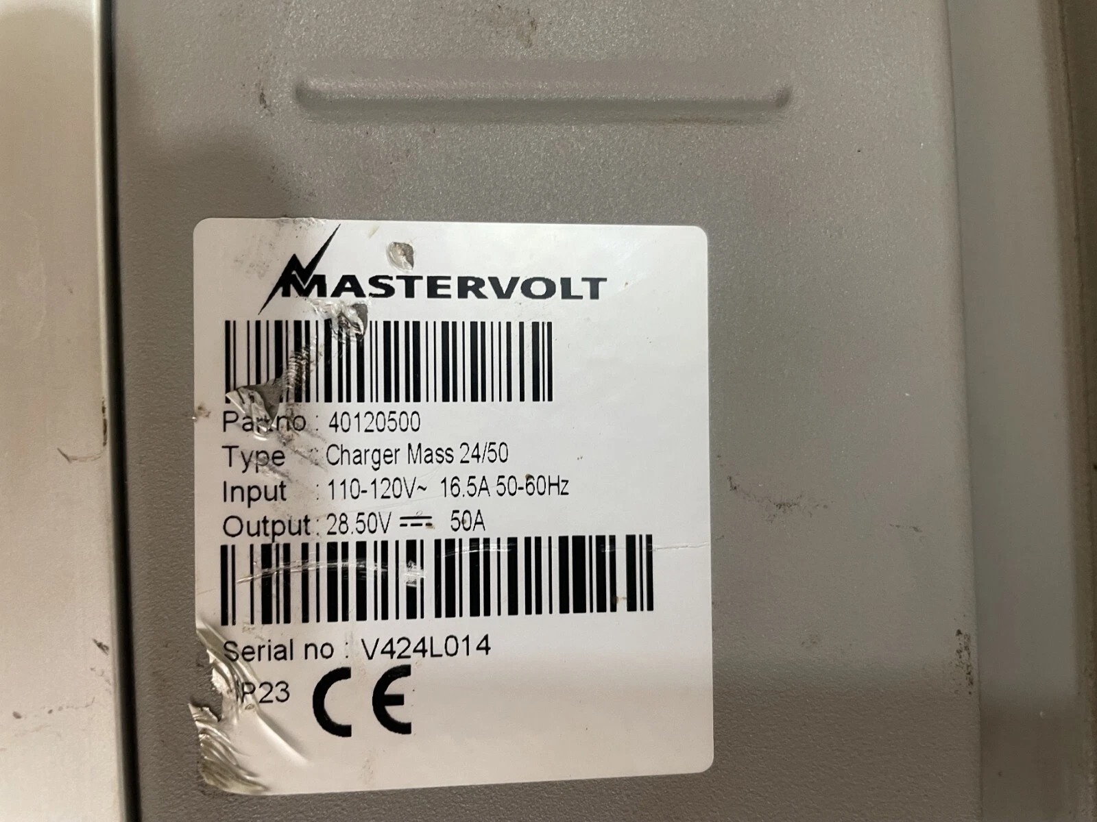 admin/uploads/uploads/mastervolt_mass_2450_auto_battery_chargerrr_4.webp