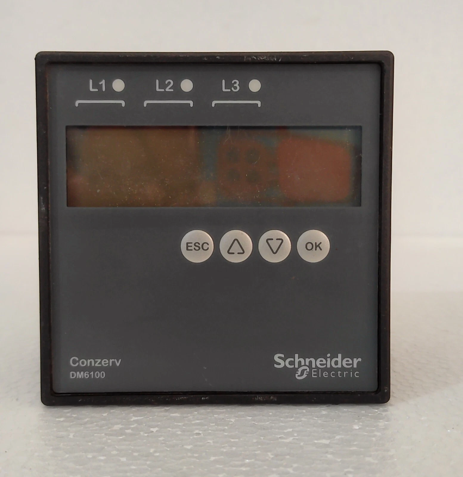 Schneider Electric Conzerv DM6100 Digital Power Meter