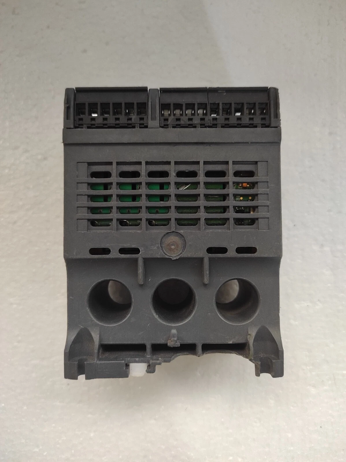 admin/uploads/uploads/scheider_Electric_LTMR27MFM_MOTOR_MANAGEMENT_CONTROLLER_2.webp