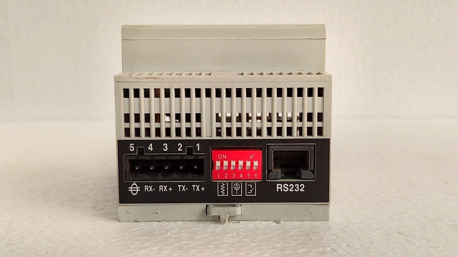 admin/uploads/uploads/schneider_electric_egx300_powerlogic_2.webp