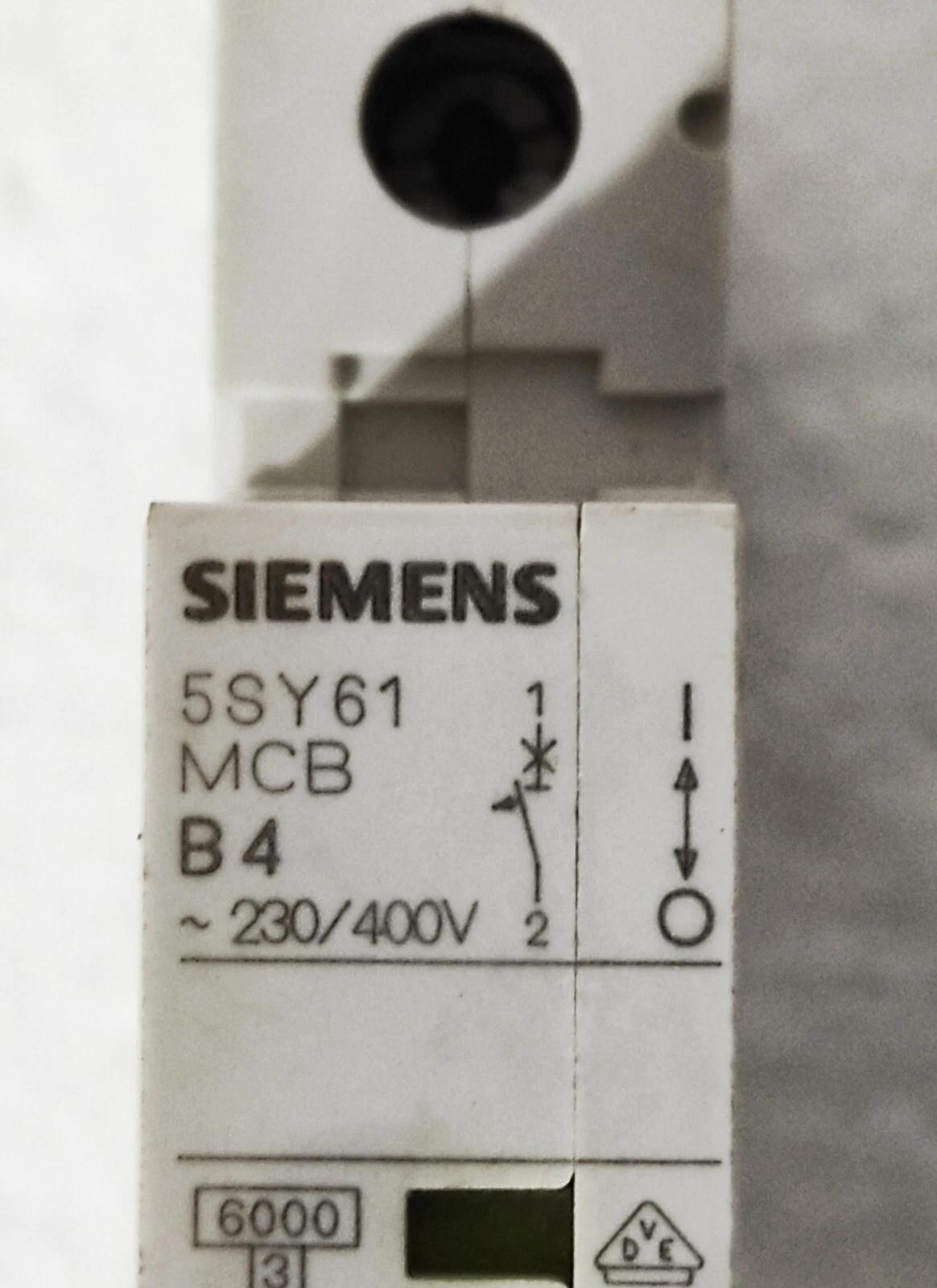 admin/uploads/uploads/siemens_5sy61_mcb_b4_02_pcs_2.webp