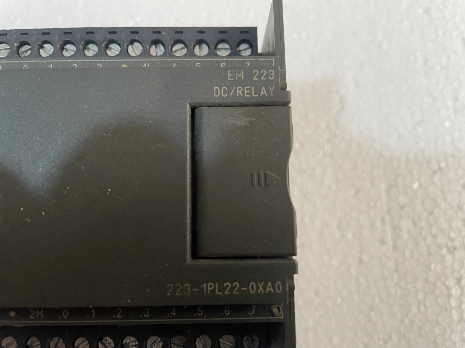 admin/uploads/uploads/siemens_simatic_S7-200_EM-223_2.webp
