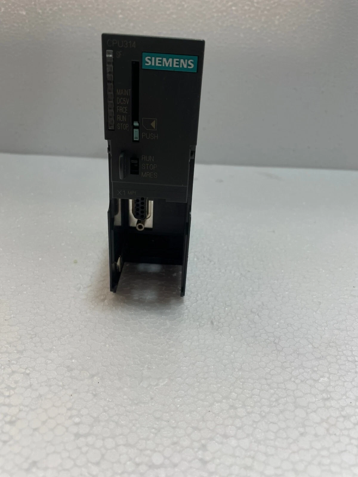 admin/uploads/uploads/siemens_simatic_s7-300_6es7_1.webp