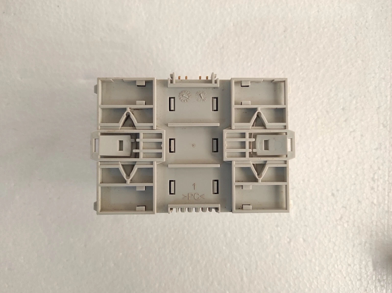 admin/uploads/uploads/siemens_txm_1.6r_relay_output_module_2pcs_8.webp