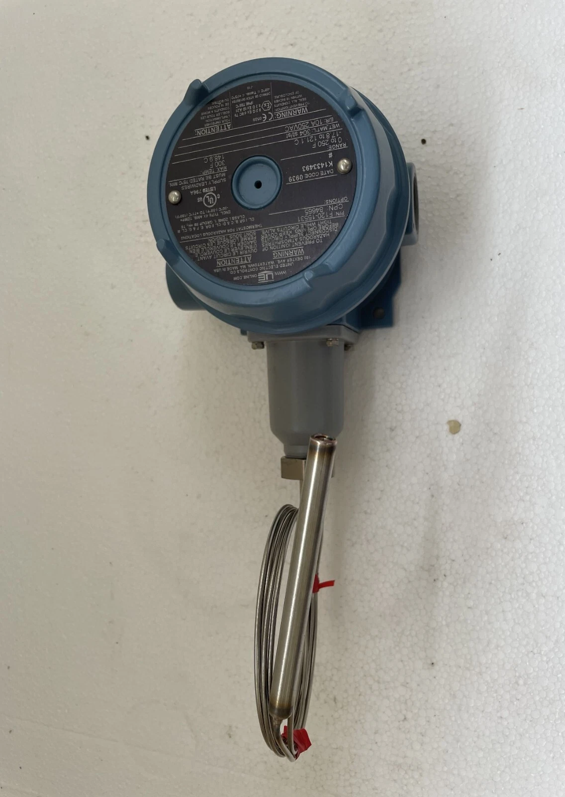 UNITED ELECTRIC F120-15531 Temperature Switch 0 to 250 F, Explosion-Proof # NEW